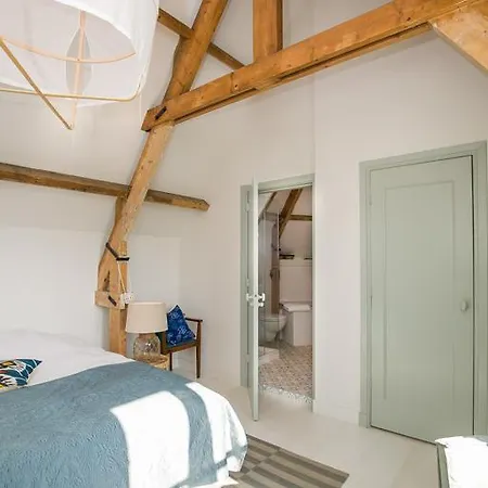 Five-Bedroom Holiday Home In Bergen Aan Zee Villa *