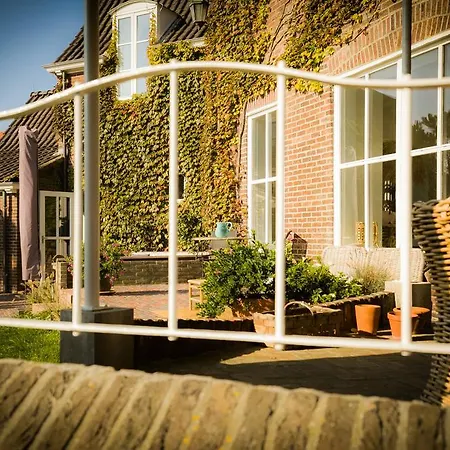Five-Bedroom Holiday Home In Bergen Aan Zee *