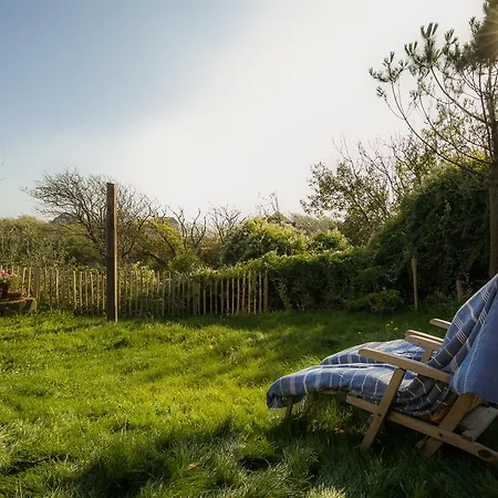 Villa Five-Bedroom Holiday Home In Bergen Aan Zee *