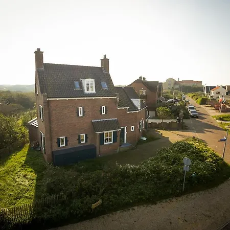 Five-Bedroom Holiday Home In Bergen Aan Zee Villa Bergen aan Zee