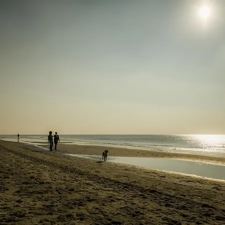 Five-Bedroom Holiday Home In Bergen Aan Zee Bergen aan Zee